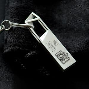 Kovový USB flash disk s vlastním gravírováním 16GB - dárek